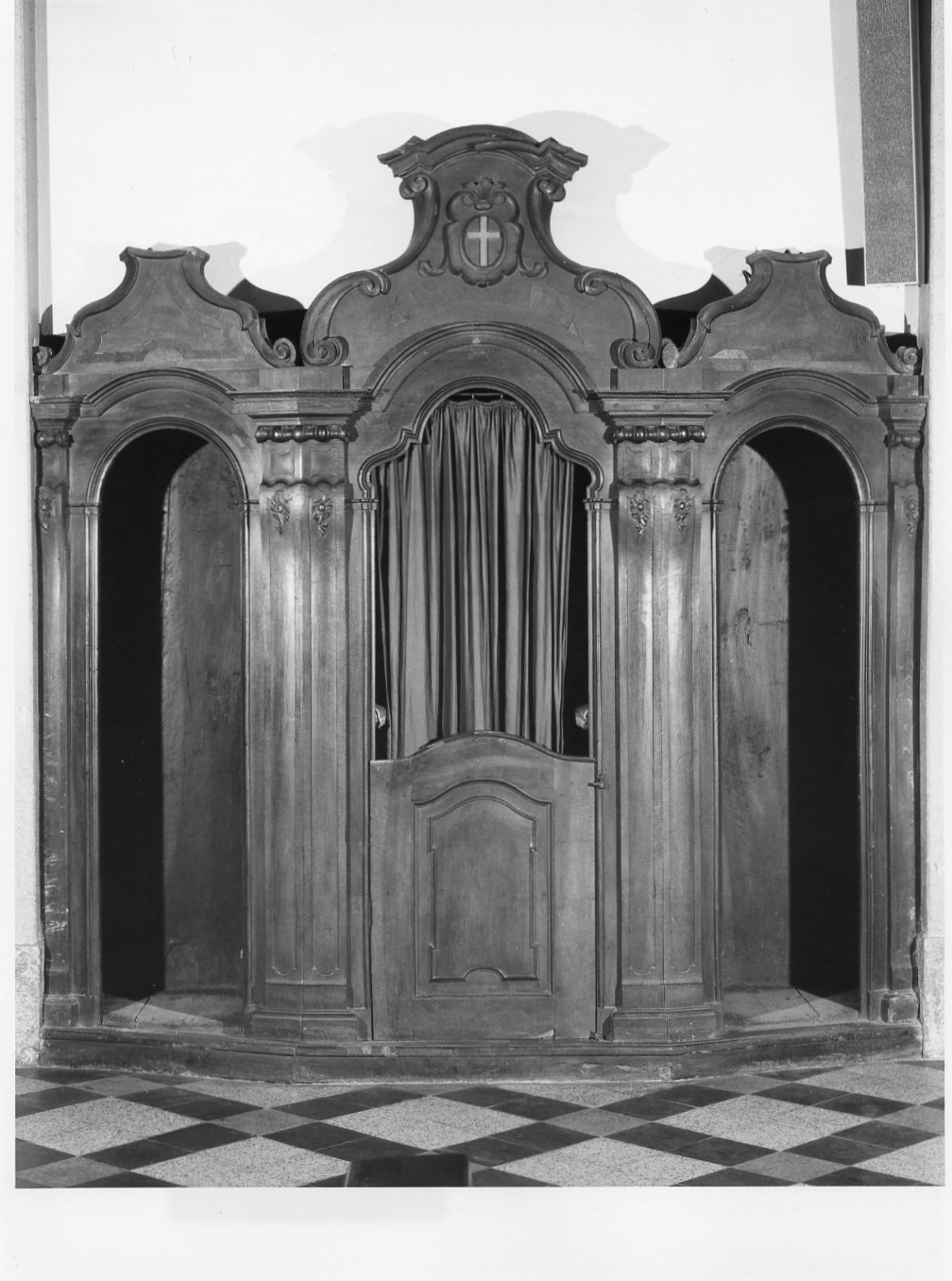 confessionale, opera isolata - bottega lombarda (sec. XVIII)