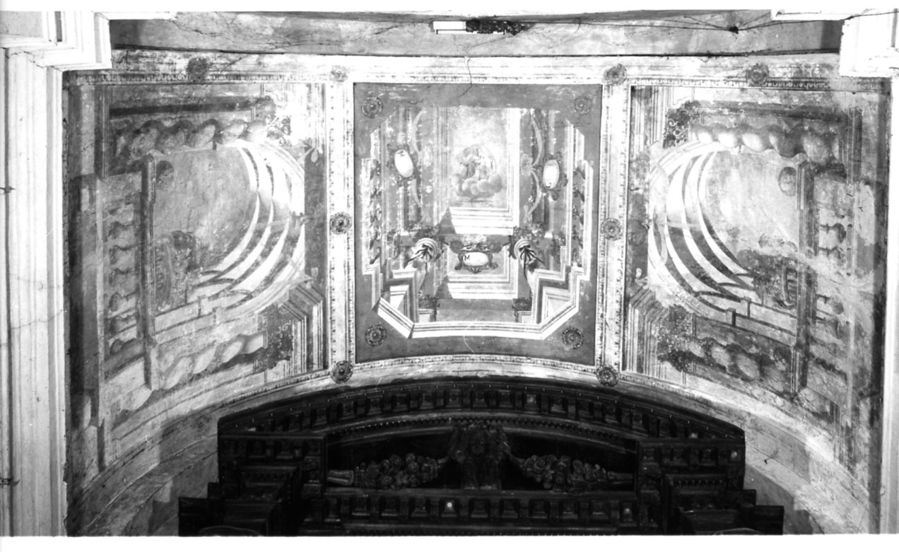 architettura illusionistica/ Madonna con Bambino (dipinto murale, opera isolata) - ambito lombardo (sec. XVIII)