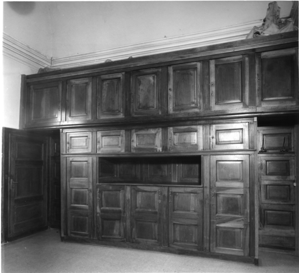 armadio da sacrestia, opera isolata - bottega italiana (sec. XIX)