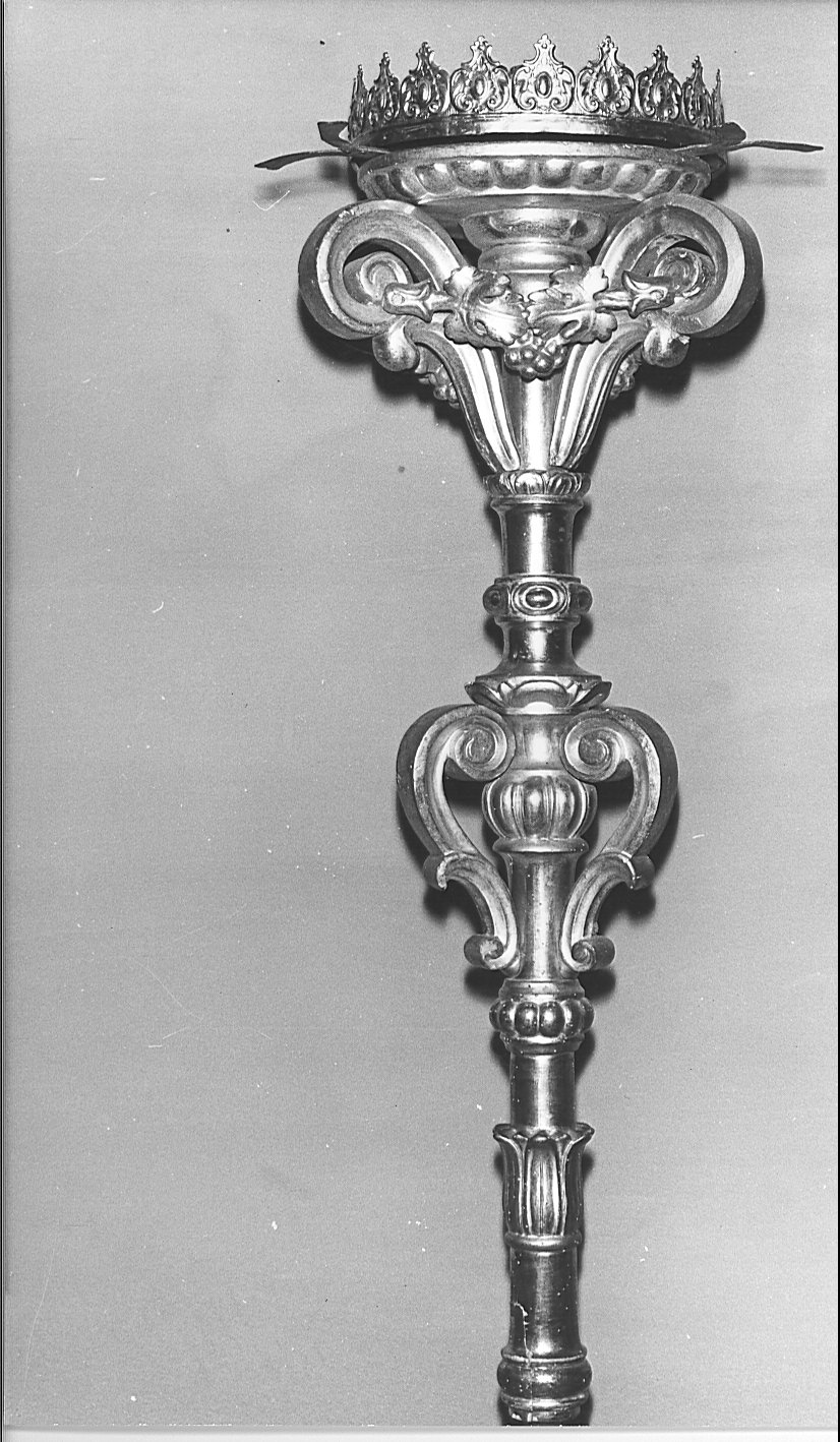 candelabro portatile - bottega lombarda (fine/inizio secc. XIX/ XX)