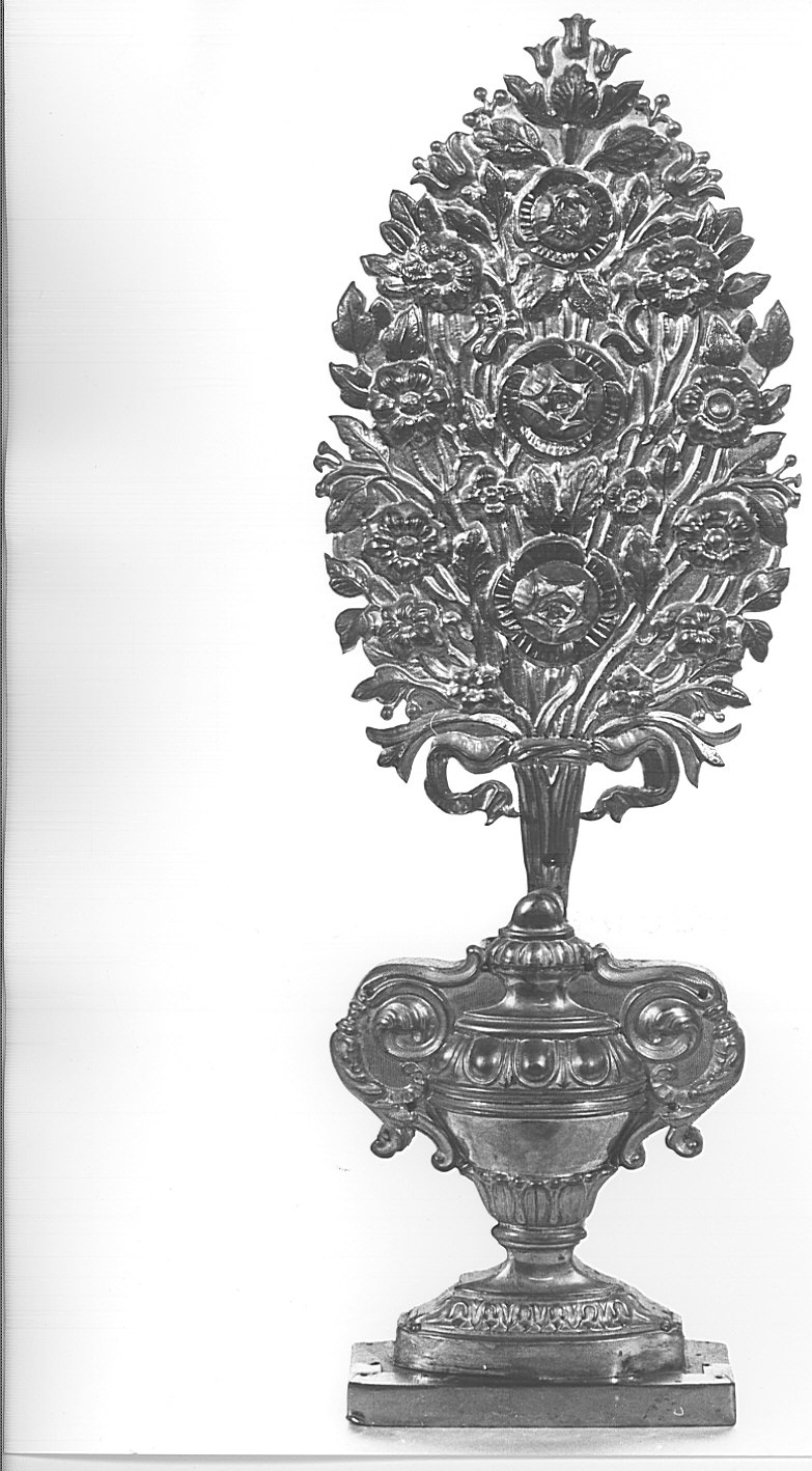 vaso d'altare con composizione floreale - bottega lombarda (sec. XIX)