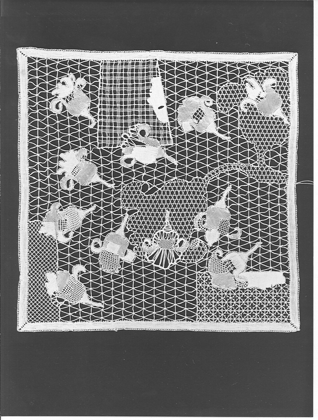 merletto, opera isolata - manifattura lombarda (sec. XX)