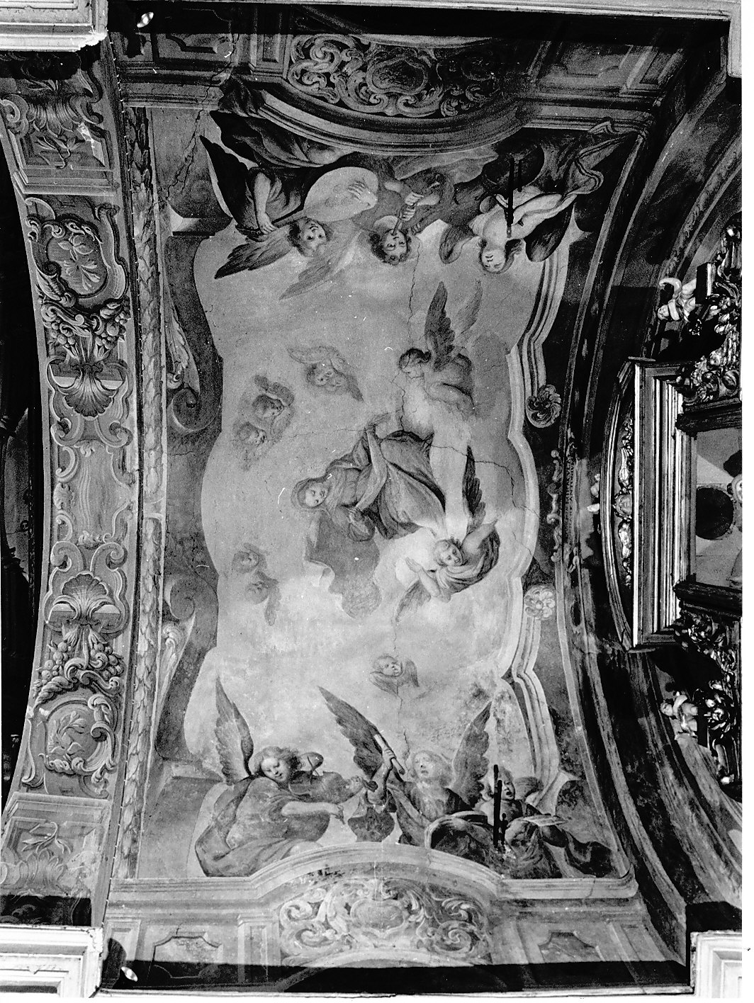 Madonna in gloria (dipinto, opera isolata) di Bellotti Ambrogio (attribuito) (fine sec. XVII)