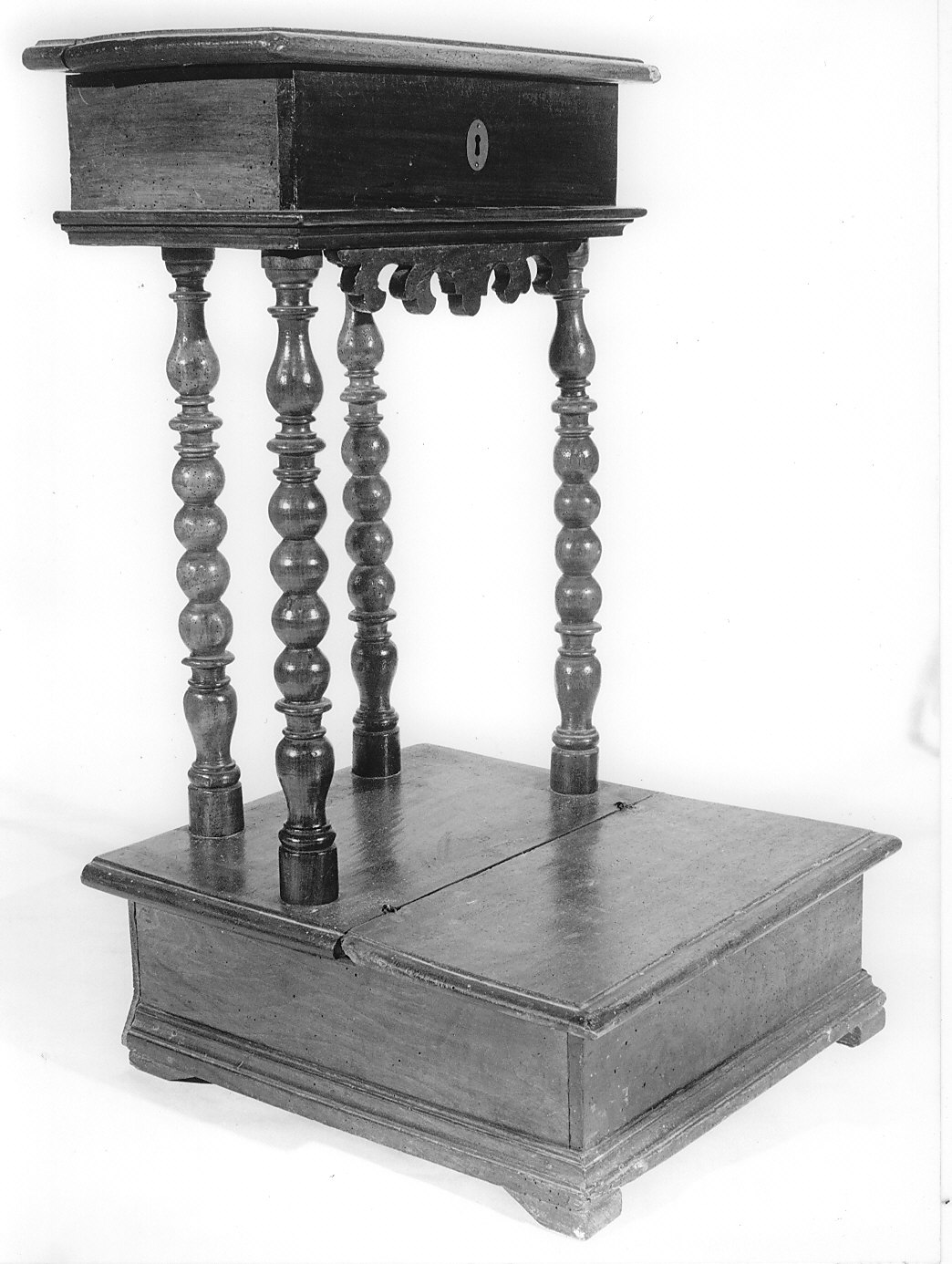 inginocchiatoio, opera isolata - bottega italiana (sec. XIX)