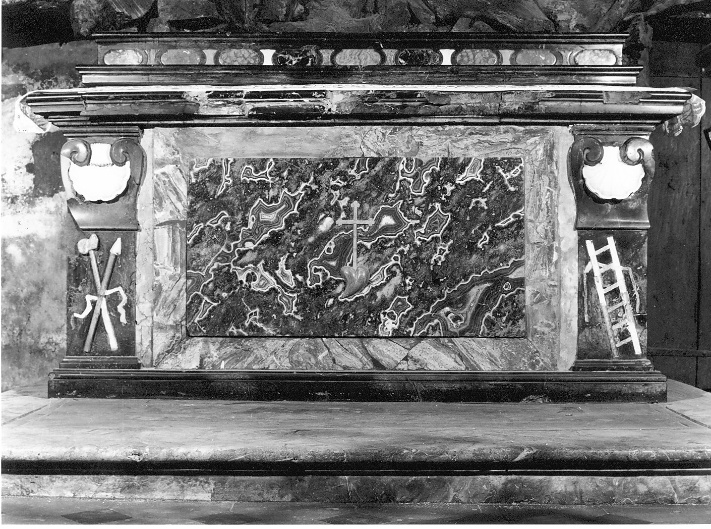 altare, opera isolata di Paloira Antonio Maria (sec. XVIII)