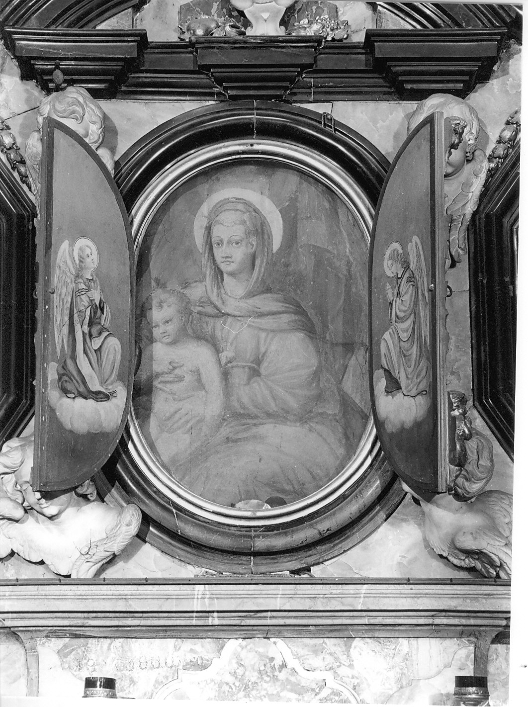 Madonna con Bambino (dipinto, elemento d'insieme) - ambito italiano (sec. XVI)