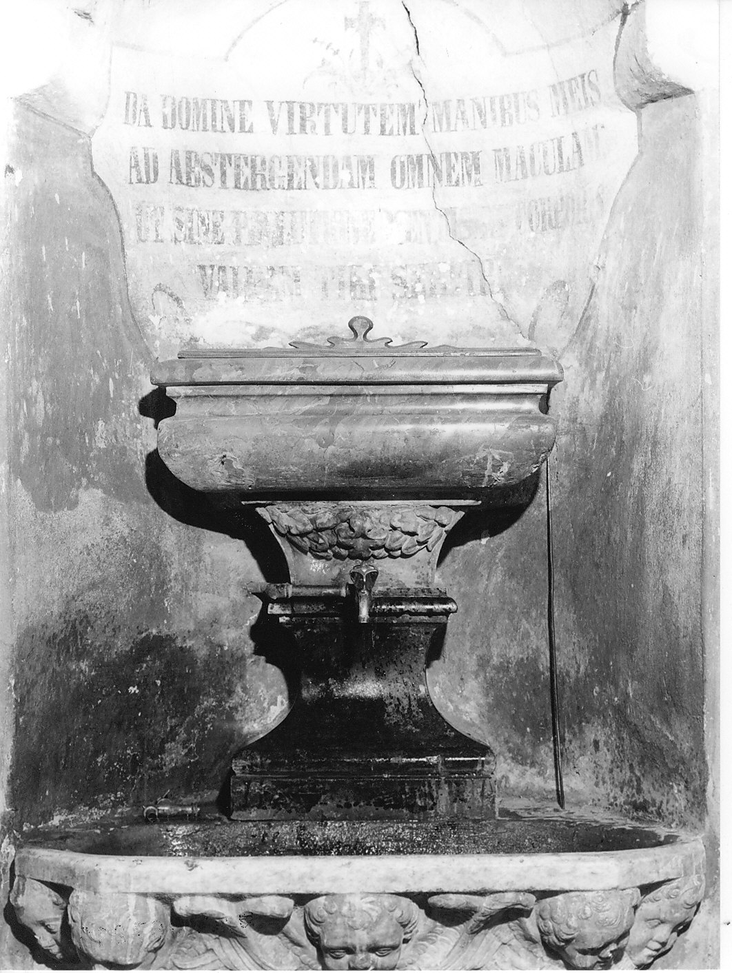 lavabo - a parete, opera isolata - bottega lombarda (sec. XVIII)