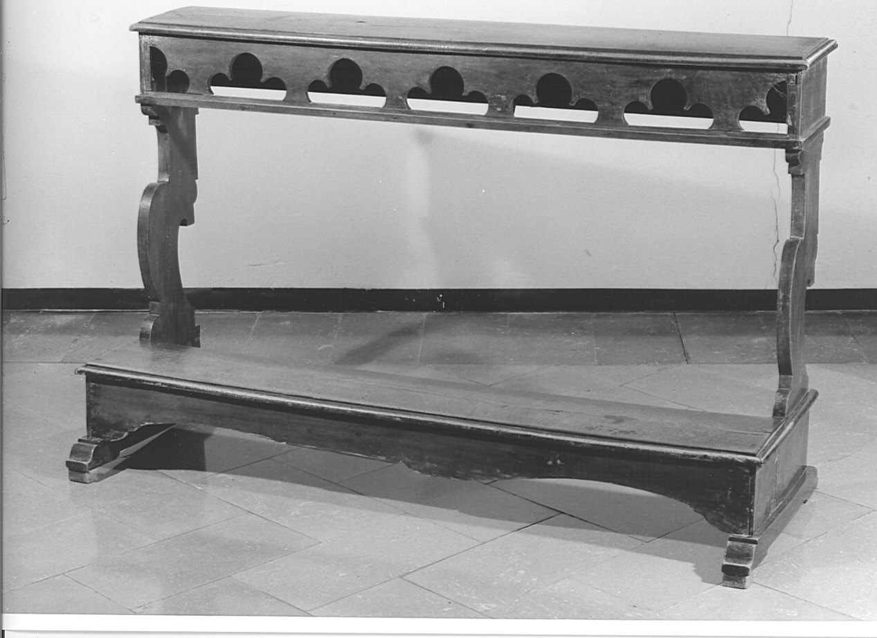 inginocchiatoio, opera isolata - bottega lombarda (fine/inizio secc. XIX/ XX)