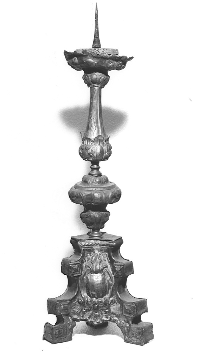 candeliere d'altare, serie - bottega lombarda (seconda metà sec. XVIII)