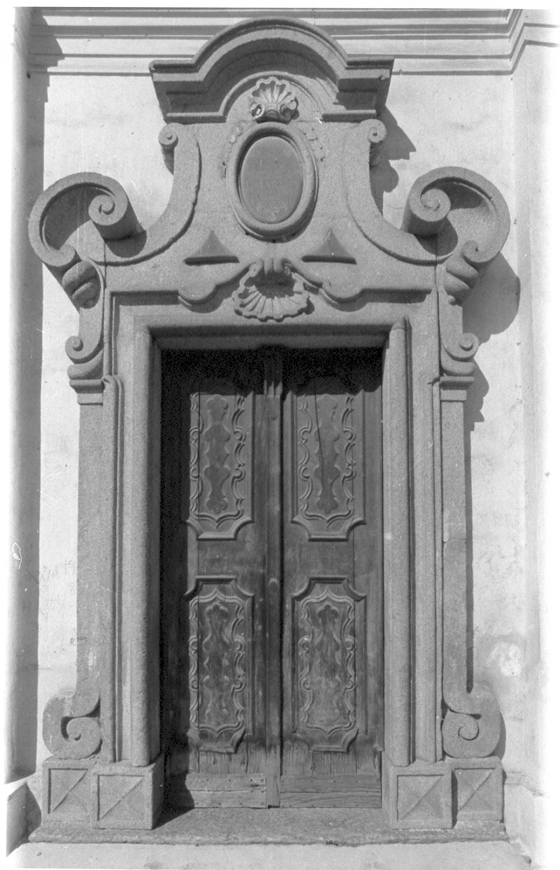 portale, opera isolata - ambito lombardo (sec. XVIII)