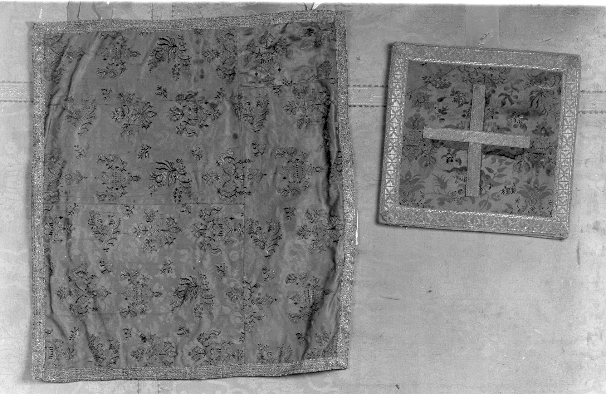 velo di calice, opera isolata - ambito lombardo (sec. XVIII)