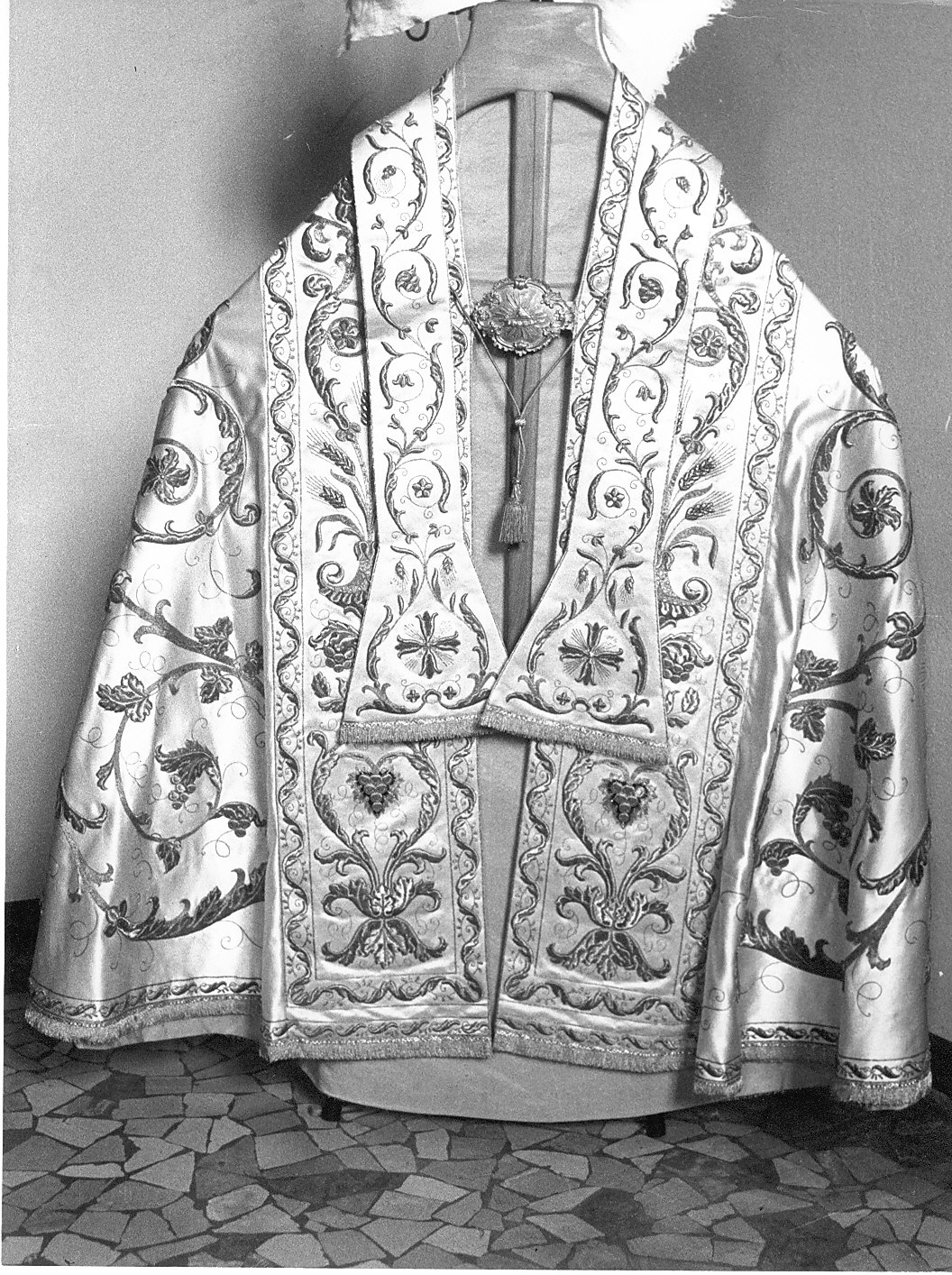 paramento liturgico, insieme - manifattura Italia settentrionale (sec. XIX)