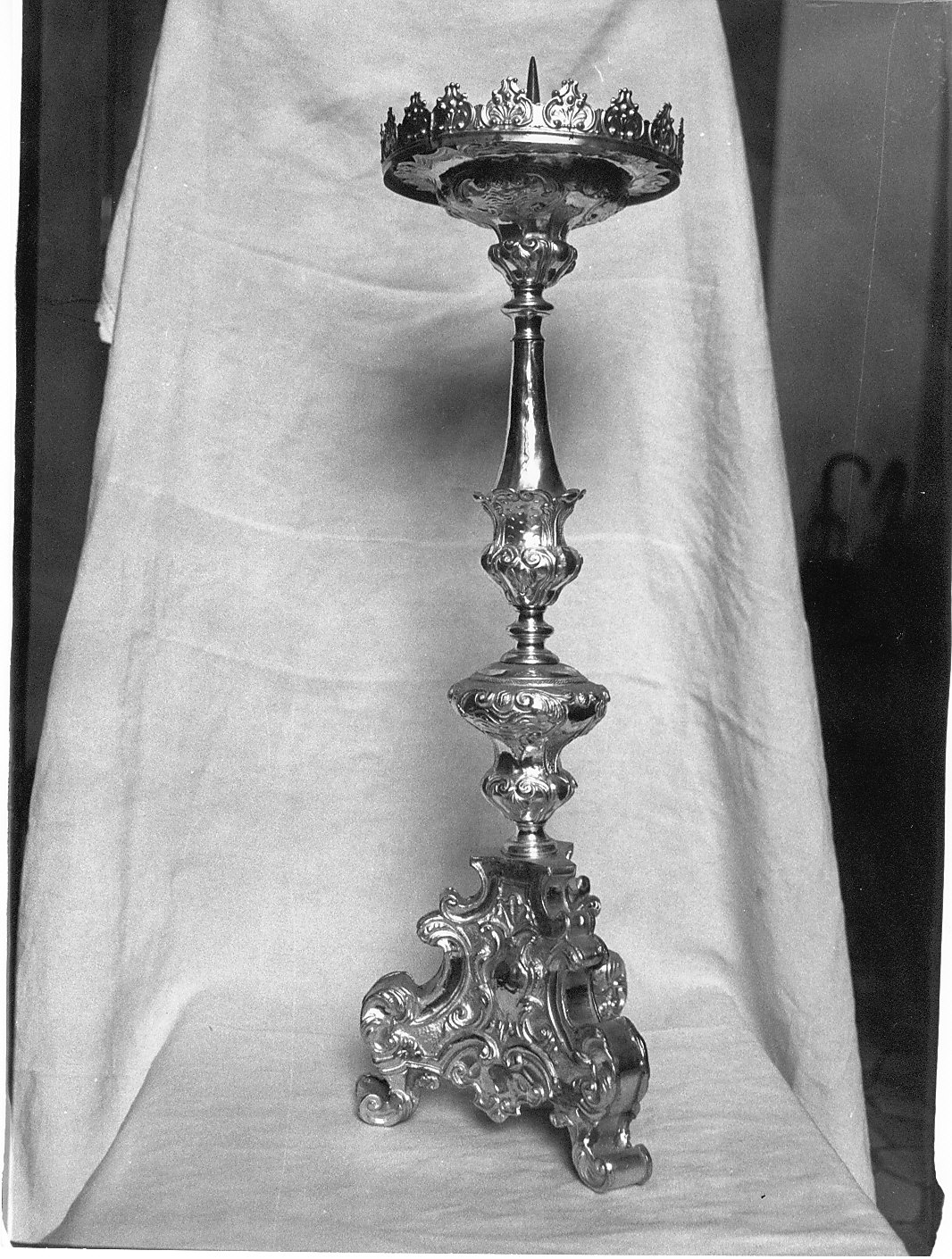 candeliere, serie - bottega lombarda (sec. XVIII)