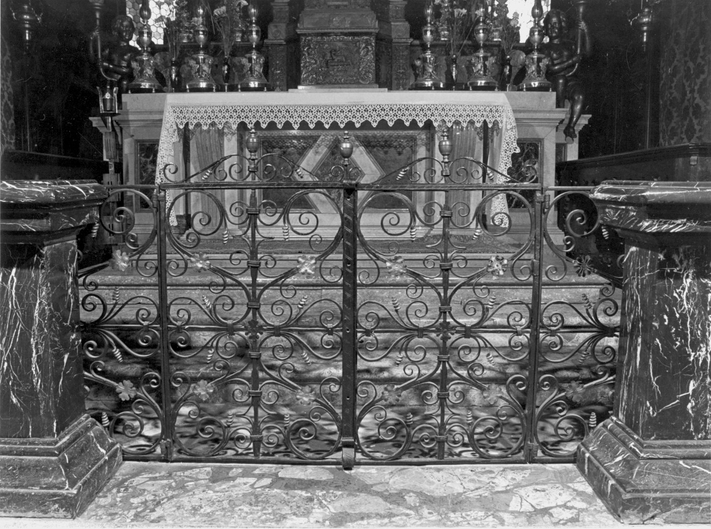 cancellata di balaustrata - bottega valtellinese (sec. XVII)