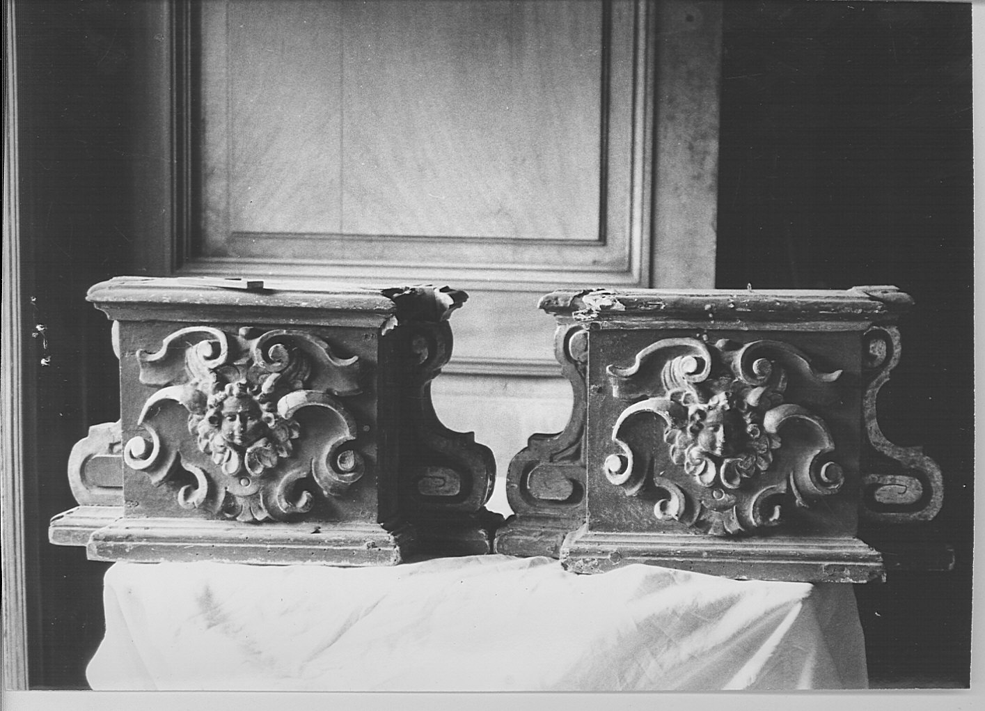 base - bottega lombarda (fine sec. XVII)