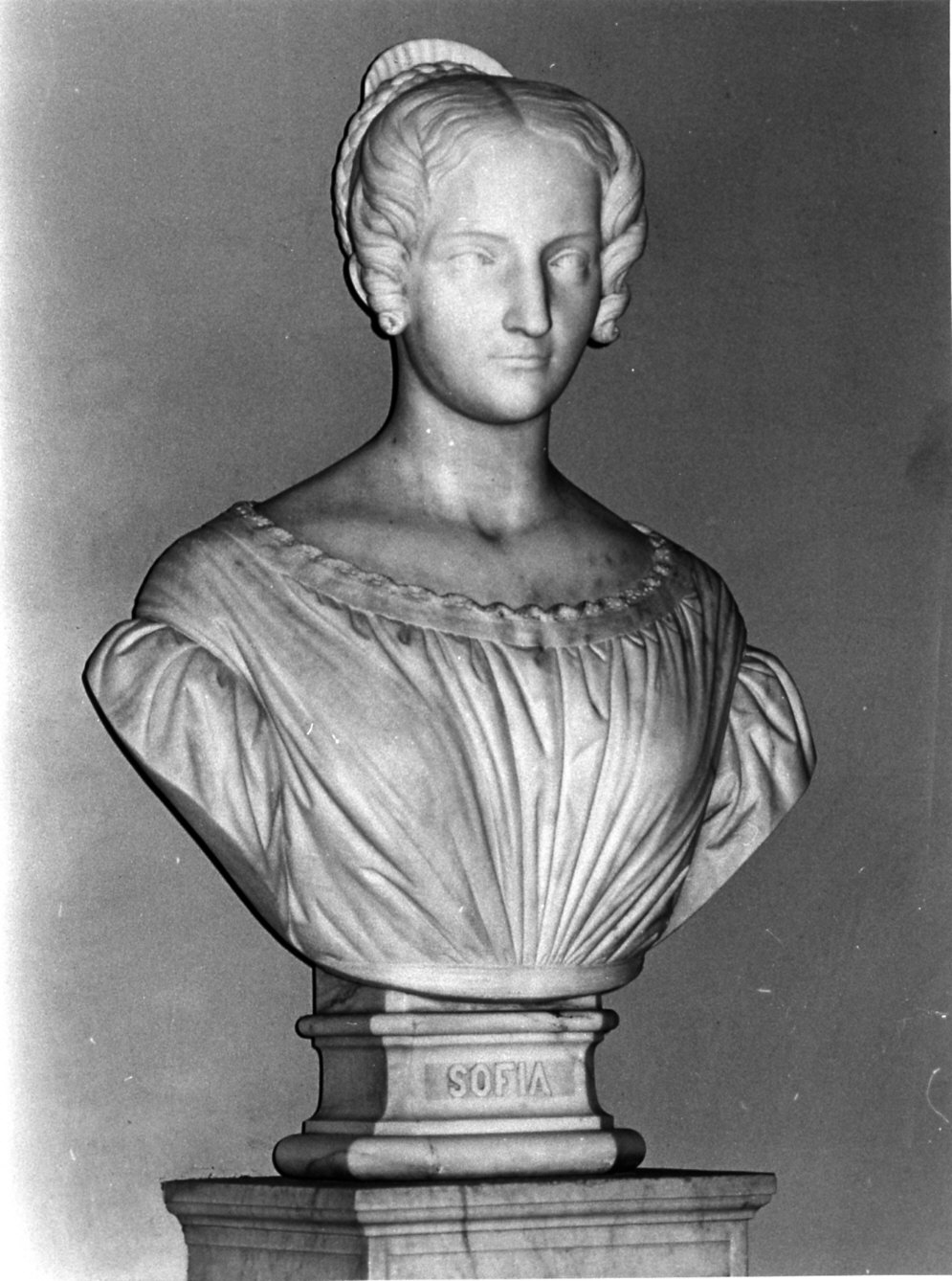 busto ritratto di Sofia Roncalli (scultura, opera isolata) di Bazzoni Cesare (sec. XIX)