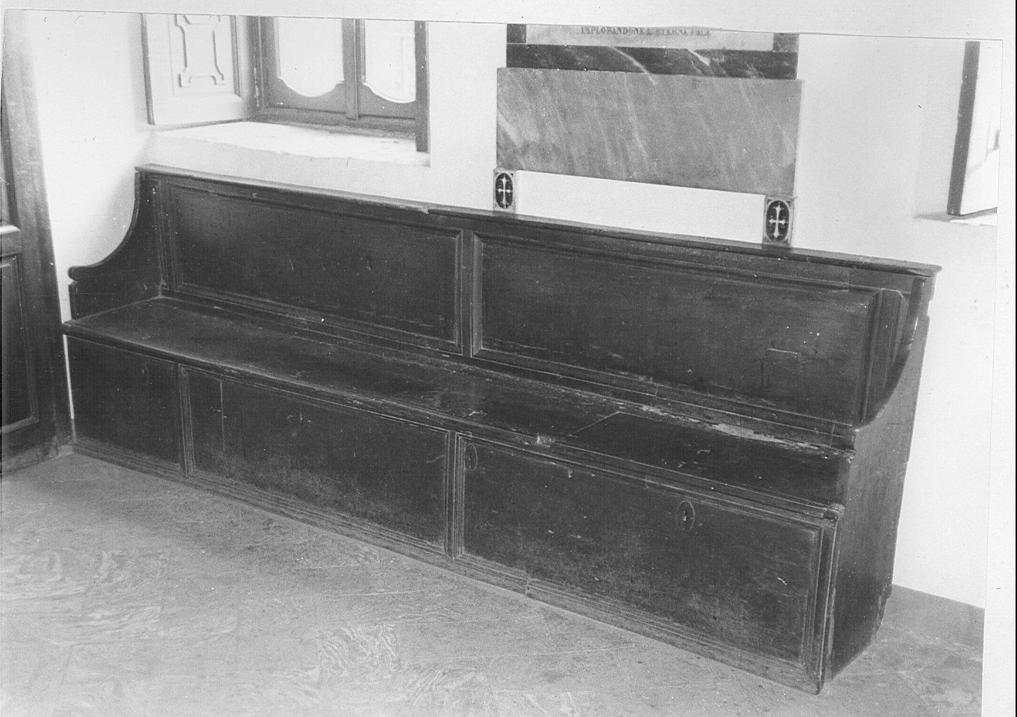 cassapanca, opera isolata - bottega lombarda (inizio sec. XVII)