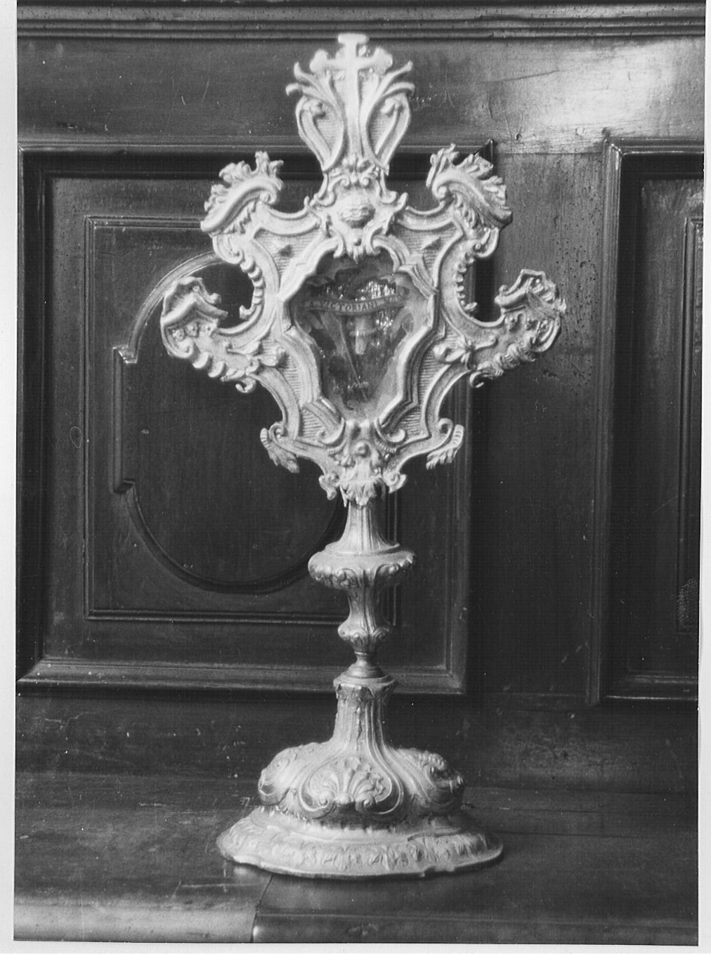 reliquiario - a ostensorio, serie - bottega lombarda (metà sec. XVIII)