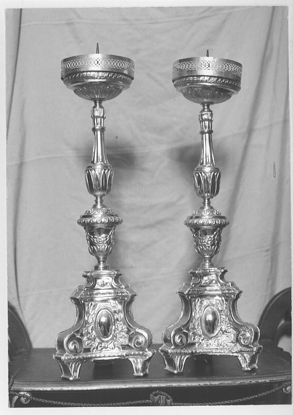 candeliere d'altare - bottega lombarda (fine sec. XIX)