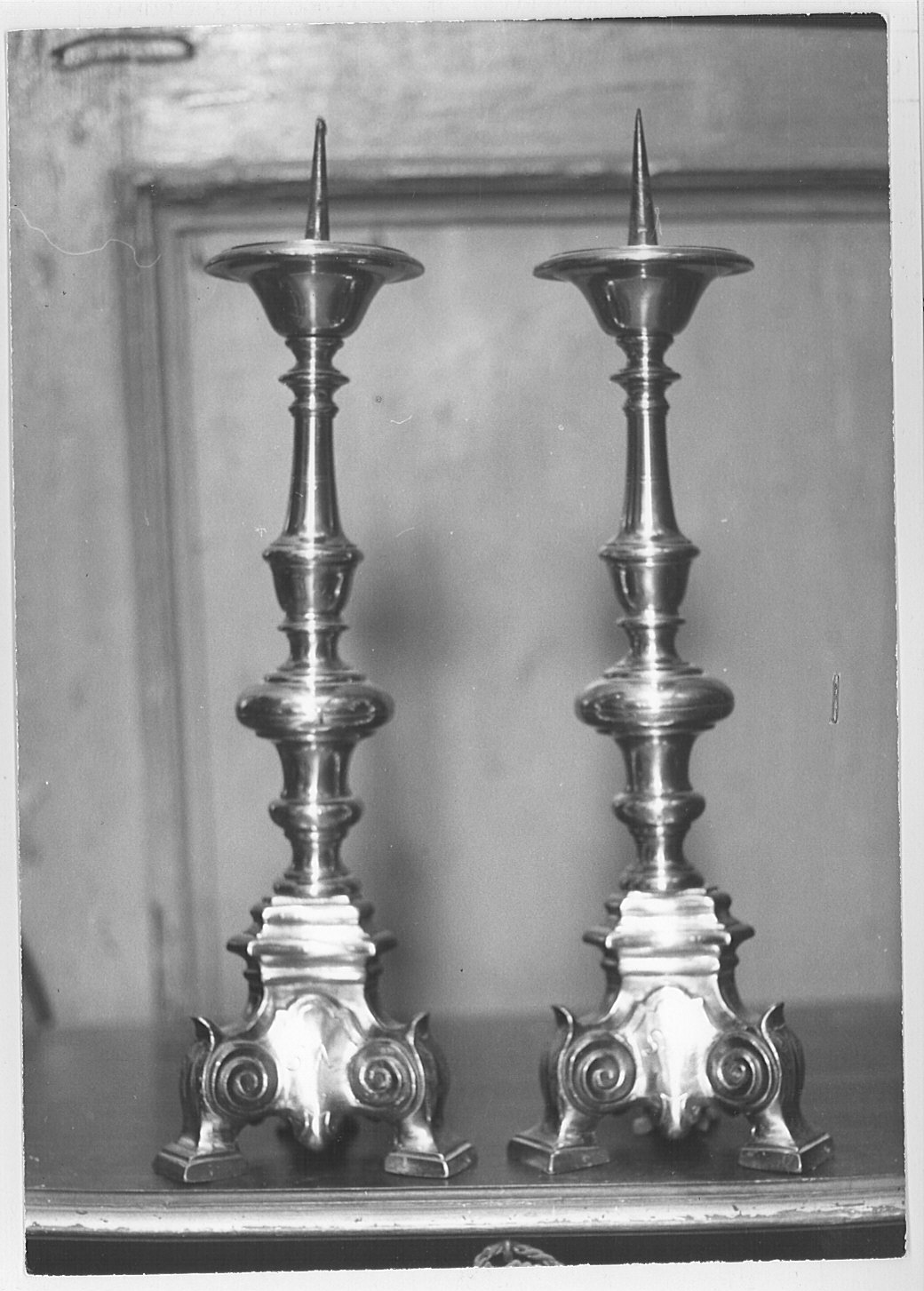 candeliere d'altare - bottega lombarda (sec. XVIII)