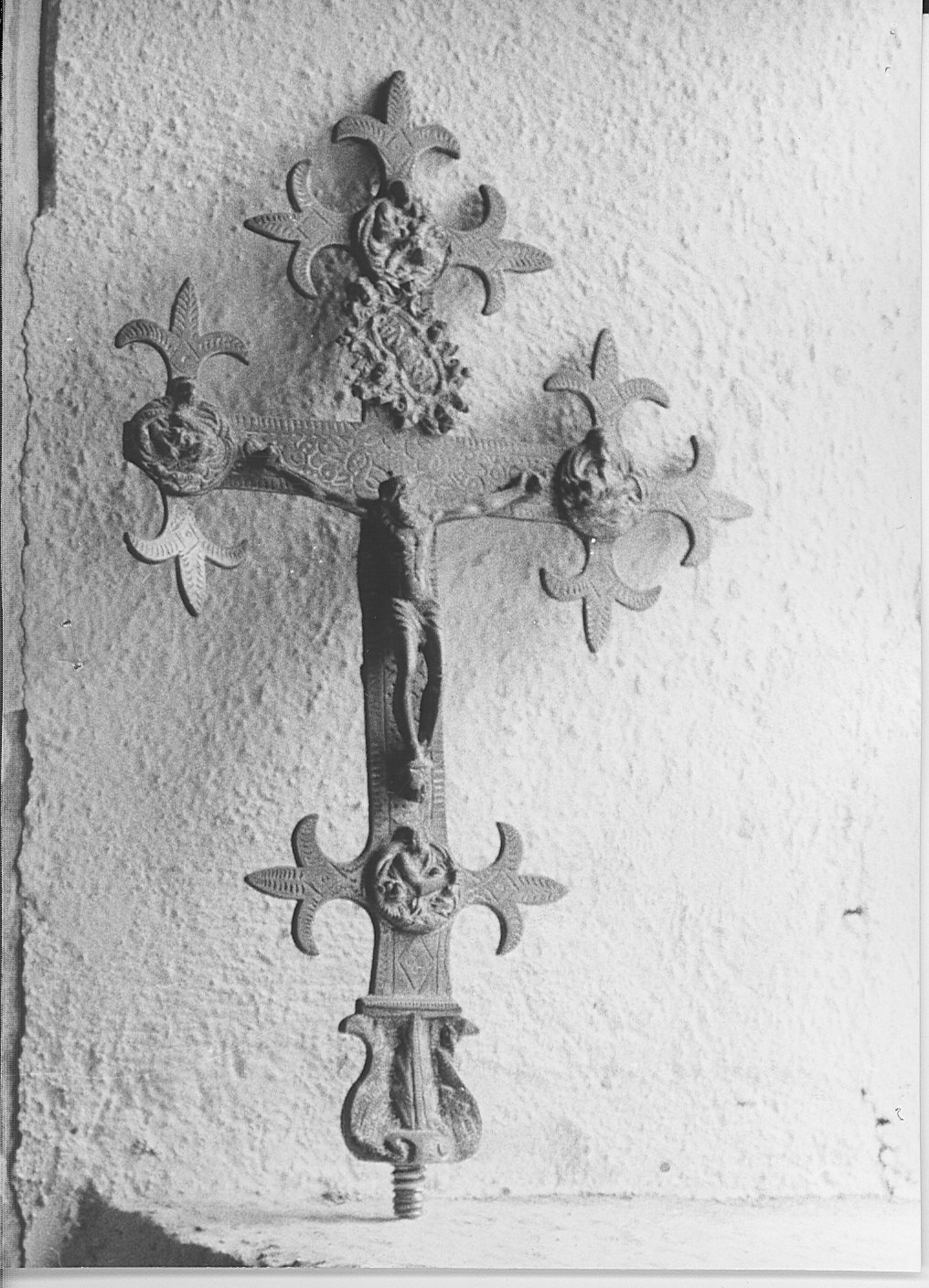 croce astile, opera isolata - bottega lombarda (prima metà sec. XVII)