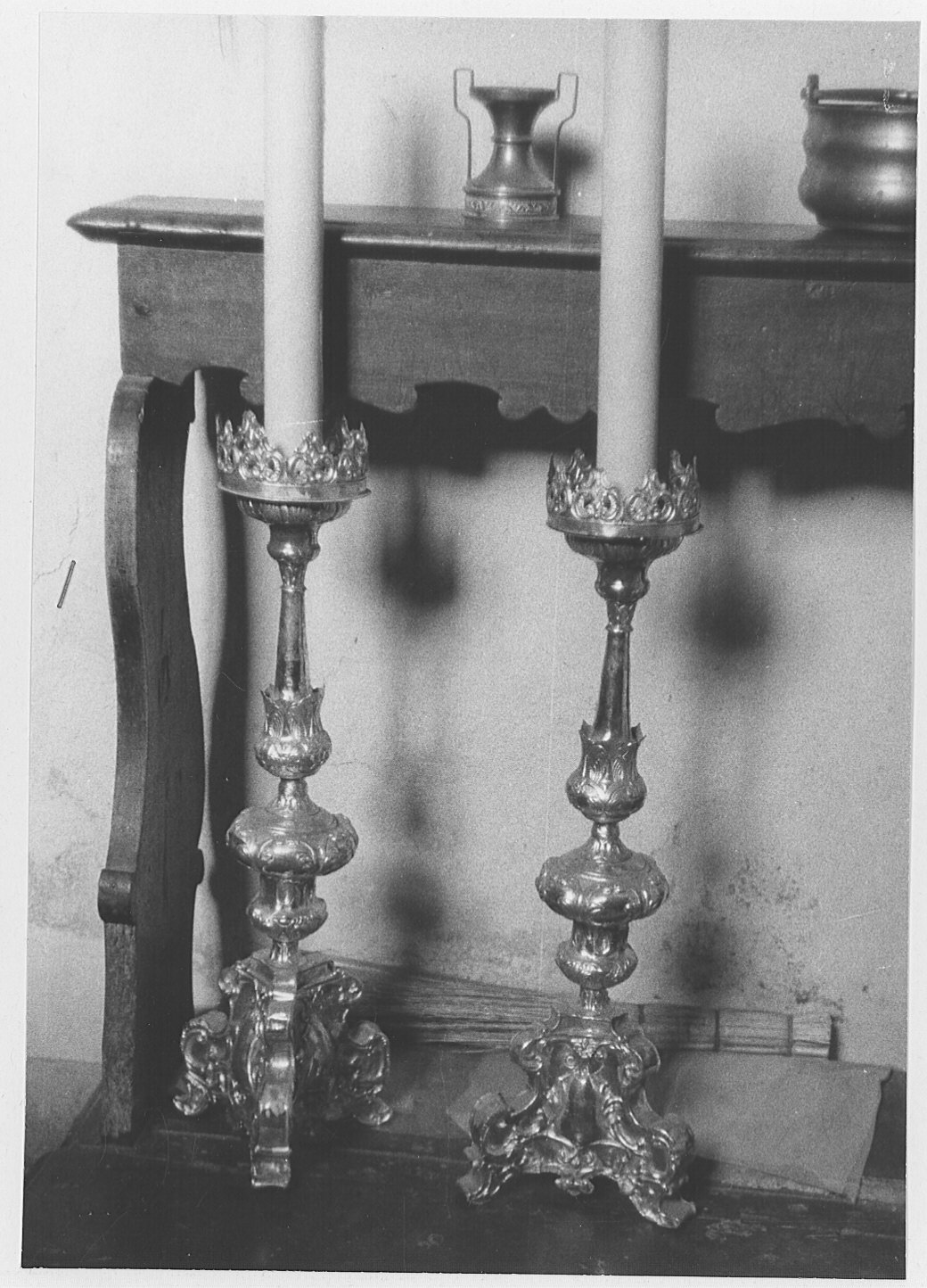 candeliere d'altare, serie - bottega lombarda (fine sec. XIX)