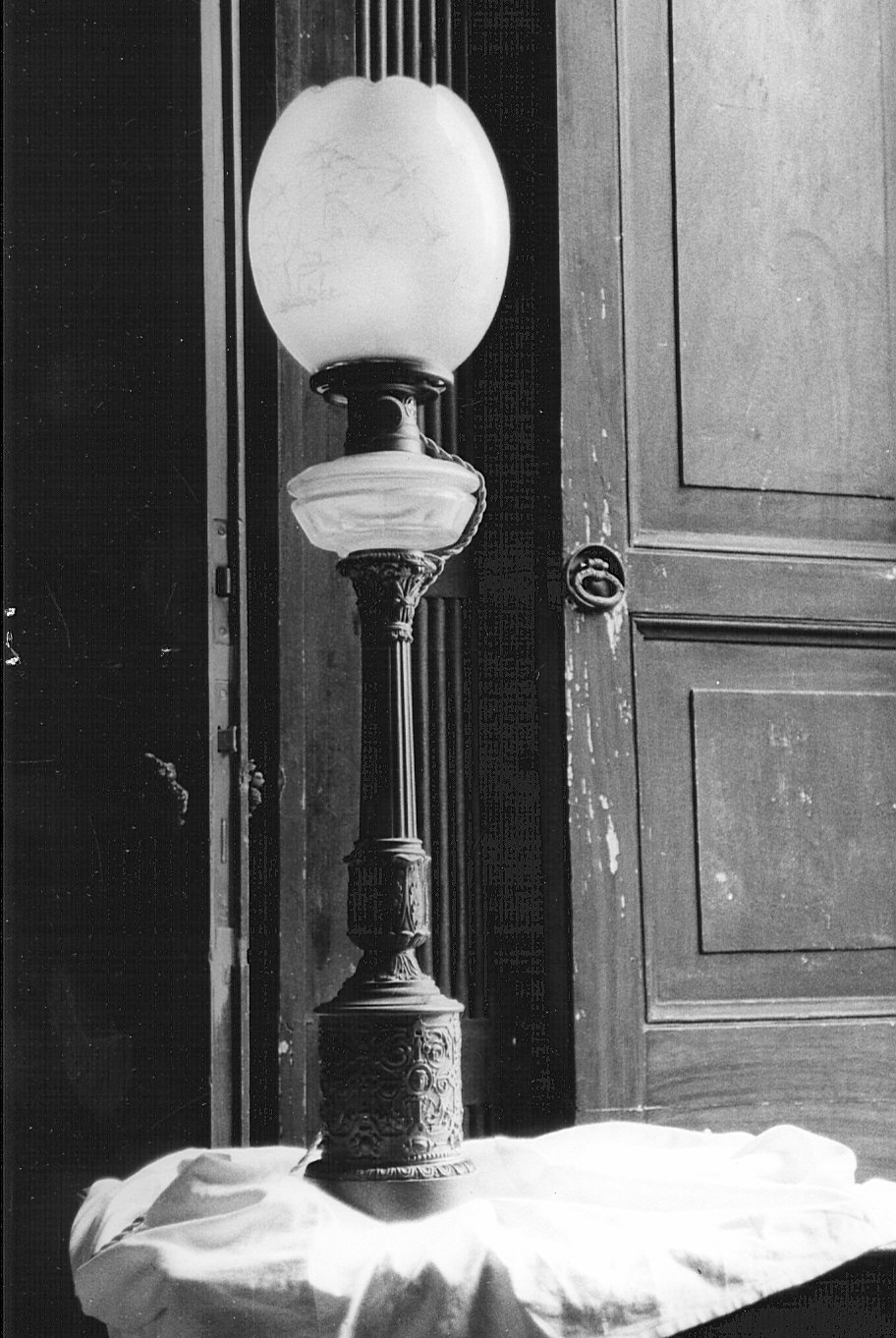 lampada - a petrolio, coppia - bottega lombarda (fine sec. XIX)