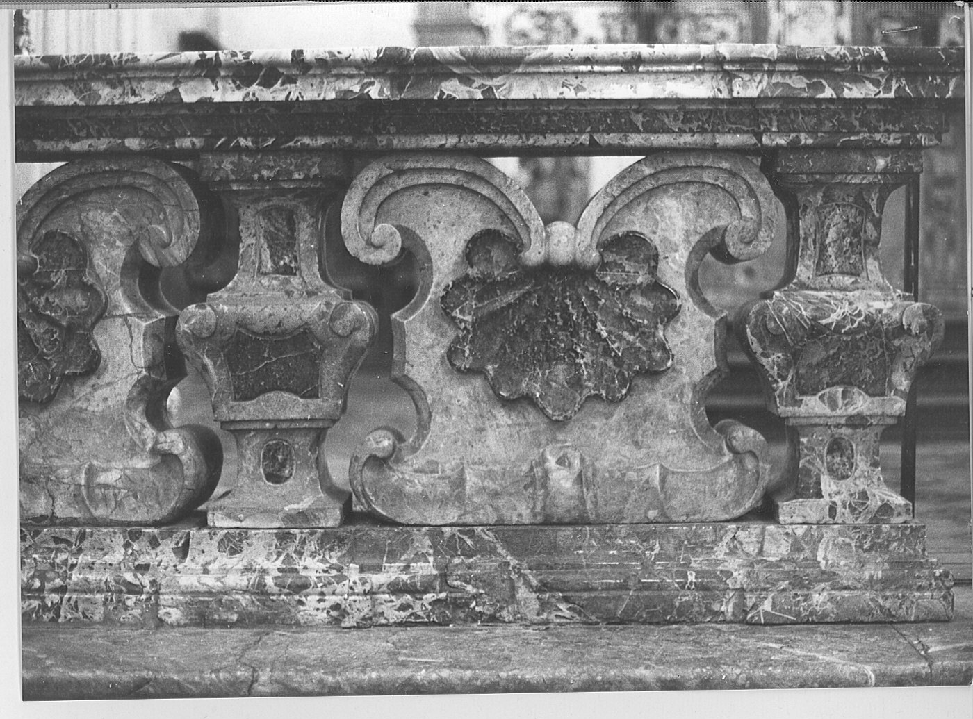 balaustrata, opera isolata - bottega lombarda (sec. XVIII)