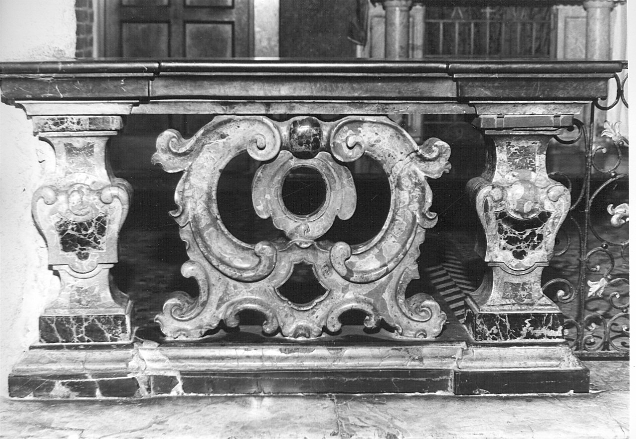 balaustrata, coppia - bottega lombarda (sec. XVIII)