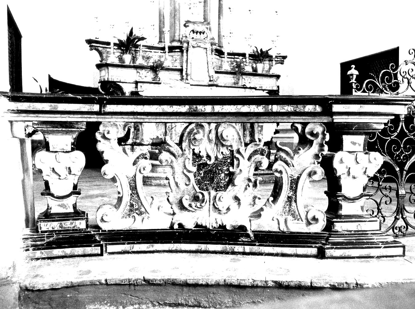 balaustrata - bottega lombarda (terzo quarto sec. XVIII)