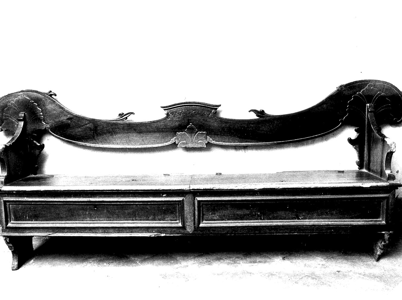 cassapanca, opera isolata - bottega lombarda (sec. XVIII)