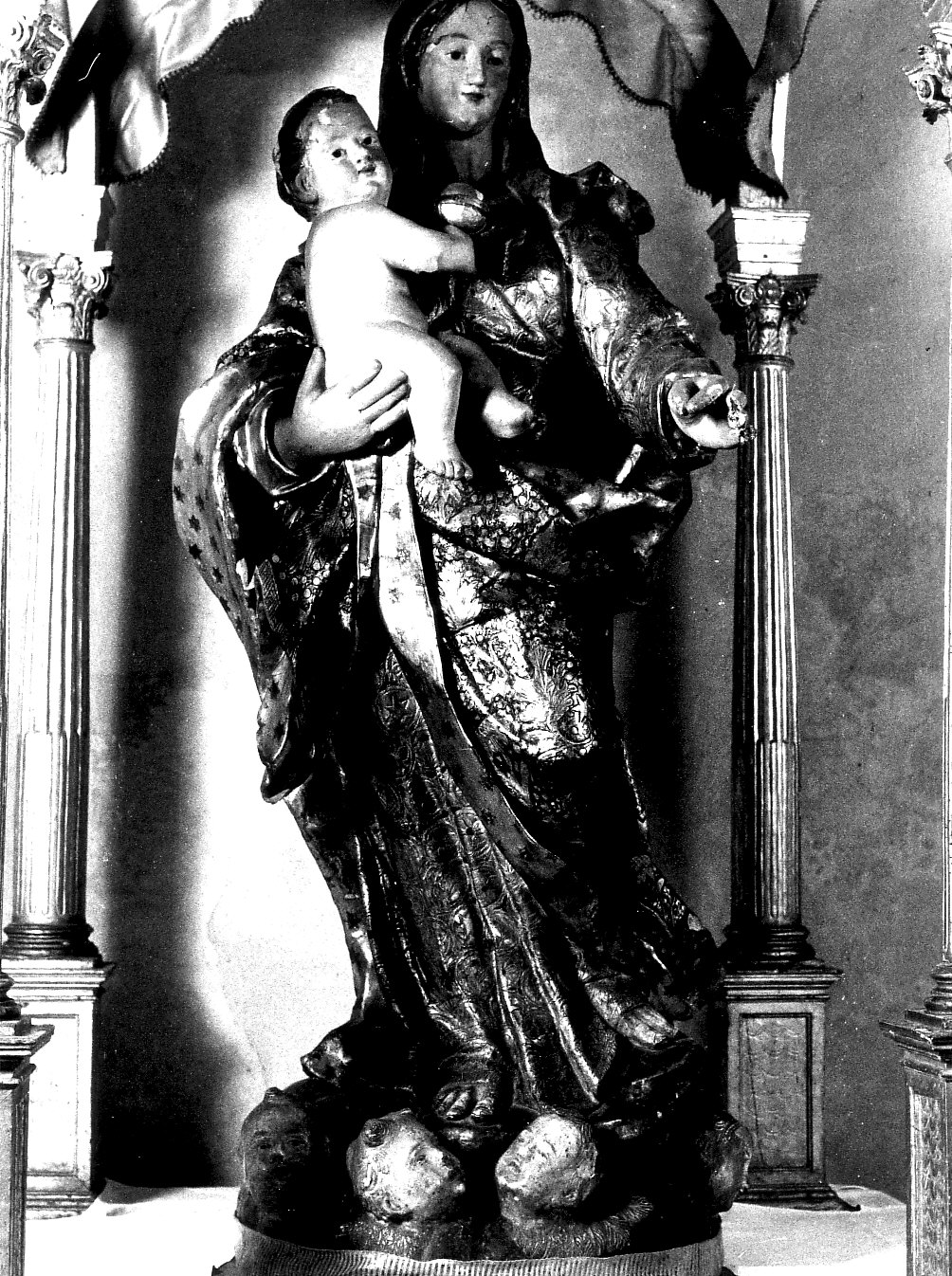 Madonna del Rosario con Bambino (statua, opera isolata) - bottega lombarda (inizio sec. XIX)