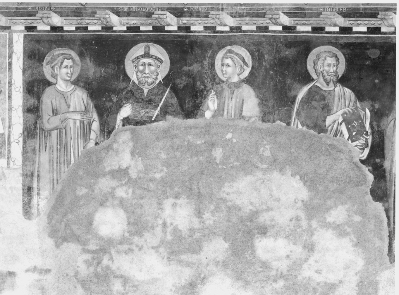 San Protasio (?)/ Sant'Ambrogio/ San Gervaso (?)/ San Bartolomeo (dipinto murale, elemento d'insieme) di Maestro della Tomba Fissiraga (attribuito) (secondo quarto sec. XIV)