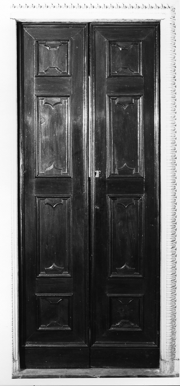 porta - a due battenti, opera isolata - bottega lombarda (inizio sec. XVIII)