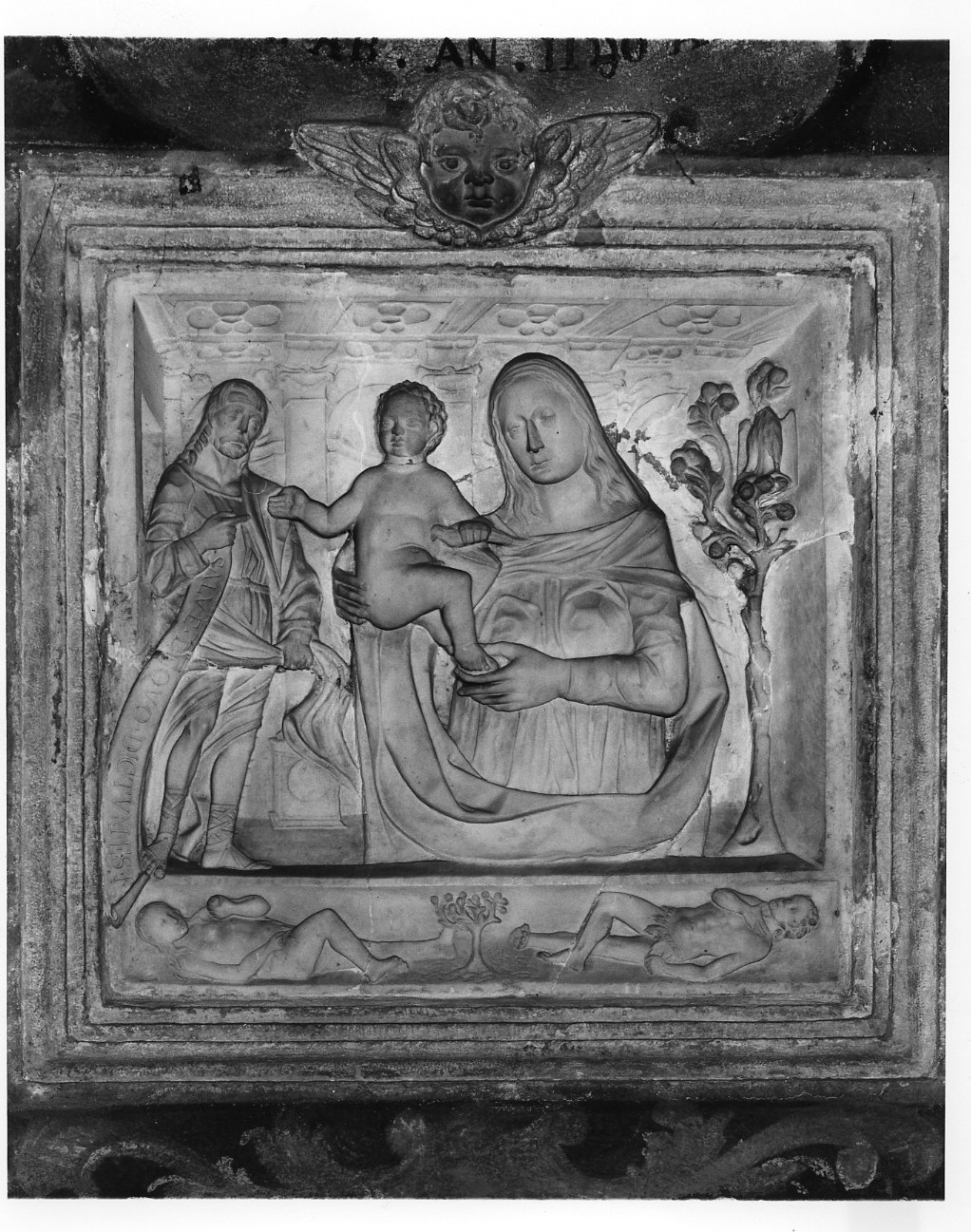 Madonna con Bambino e San Rocco/ Adamo ed Eva (rilievo, opera isolata) di Amadeo Giovanni Antonio (attribuito) (fine/inizio secc. XV/ XVI)