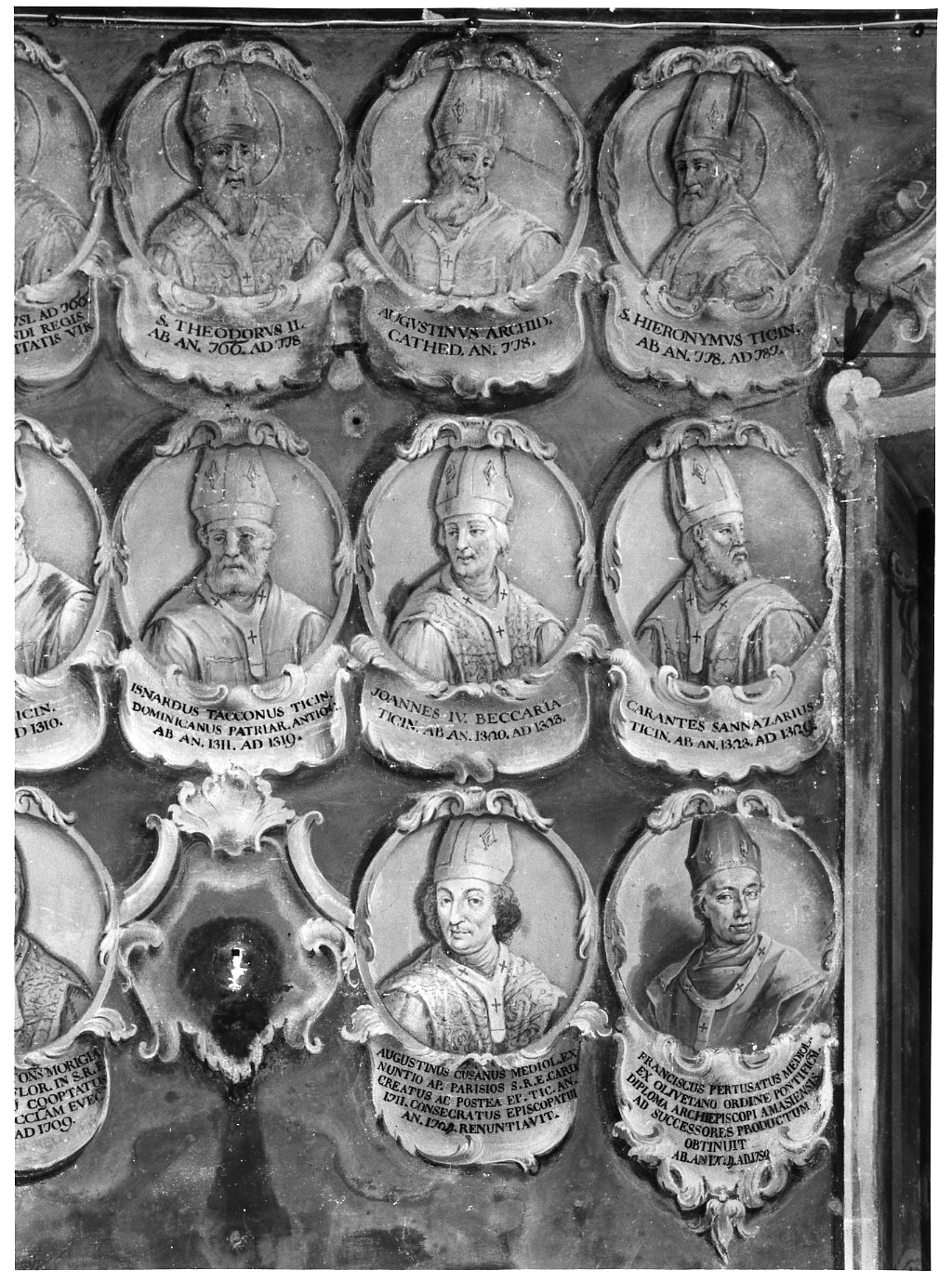 ritratti di vescovi pavesi (dipinto murale) di Biella Felice (sec. XVIII)