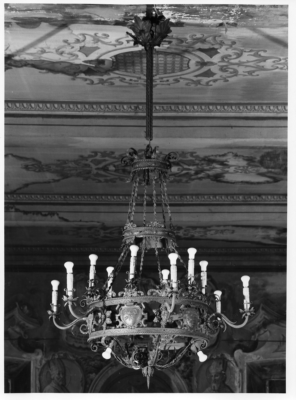 lampadario, opera isolata - bottega italiana (inizio sec. XX)