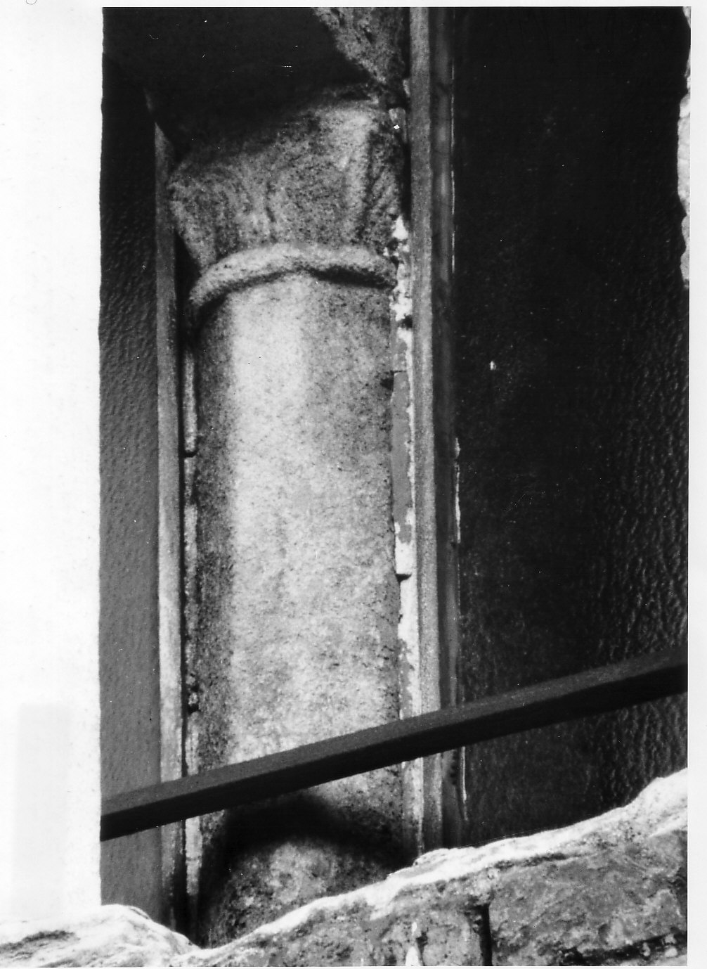 capitello, opera isolata - bottega lombarda (sec. XII)