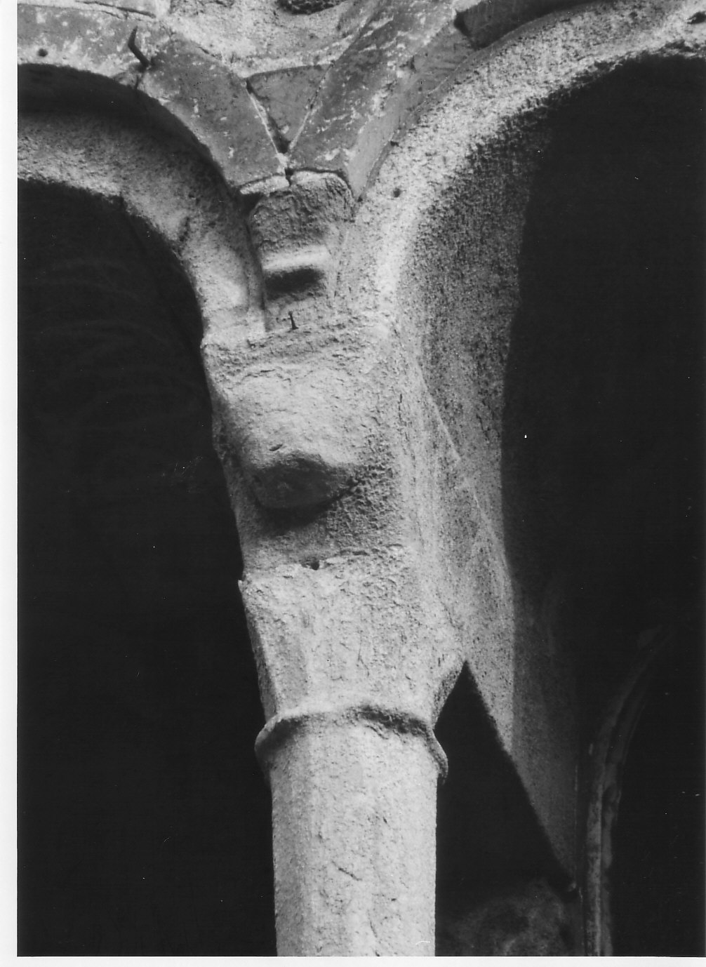 capitello, opera isolata - bottega lombarda (sec. XII)