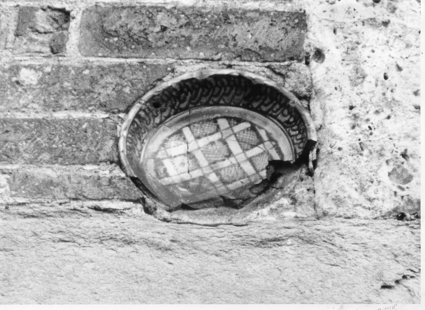 ciotola, opera isolata - bottega mediterranea (secc. XI/ XII)