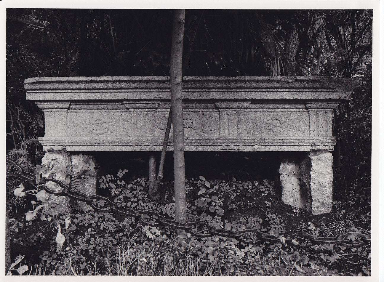 architrave di caminetto, opera isolata - bottega valtellinese (secc. XVII/ XVIII)