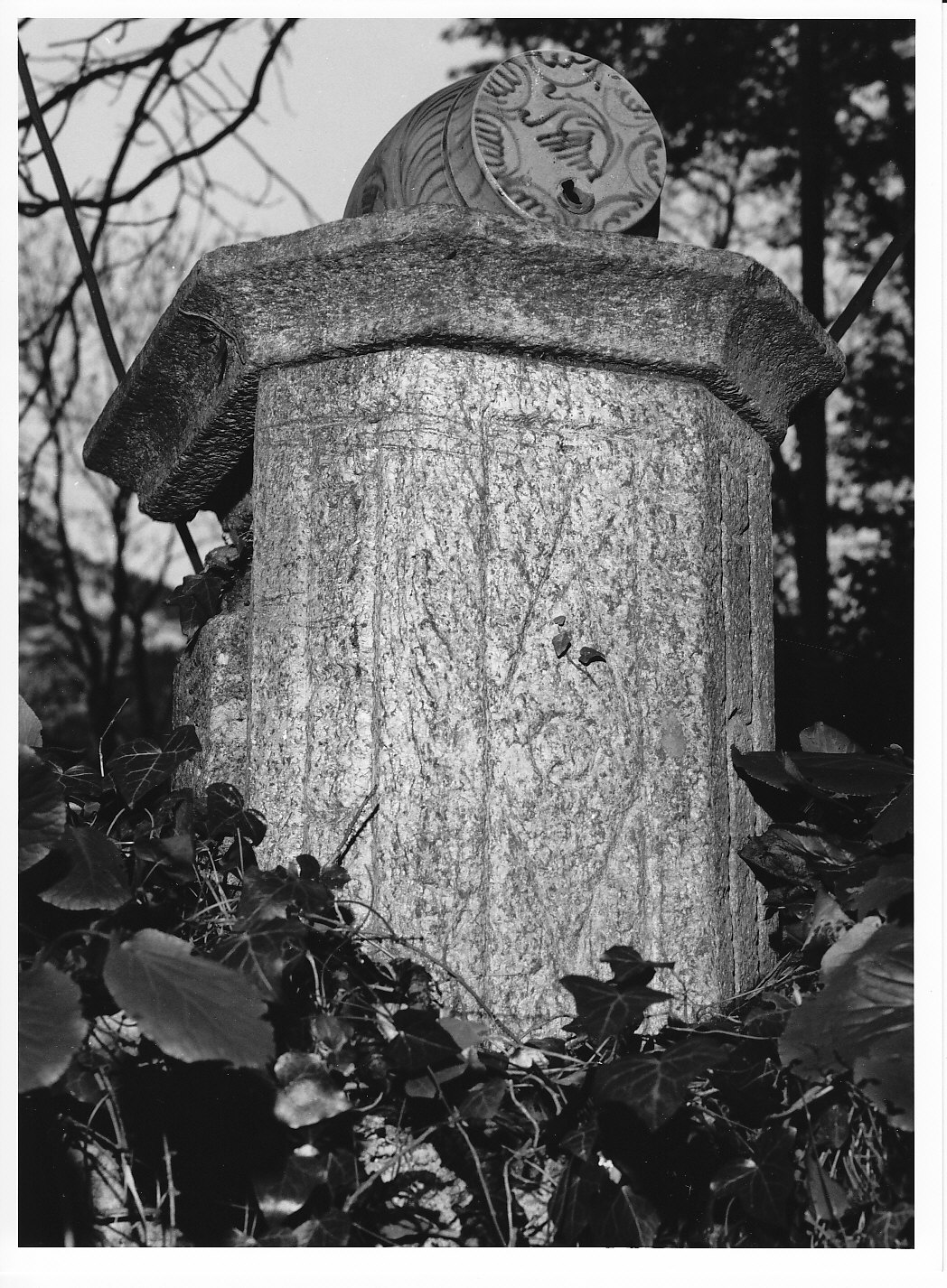 basamento, serie - bottega valtellinese (secc. XVI/ XVIII)