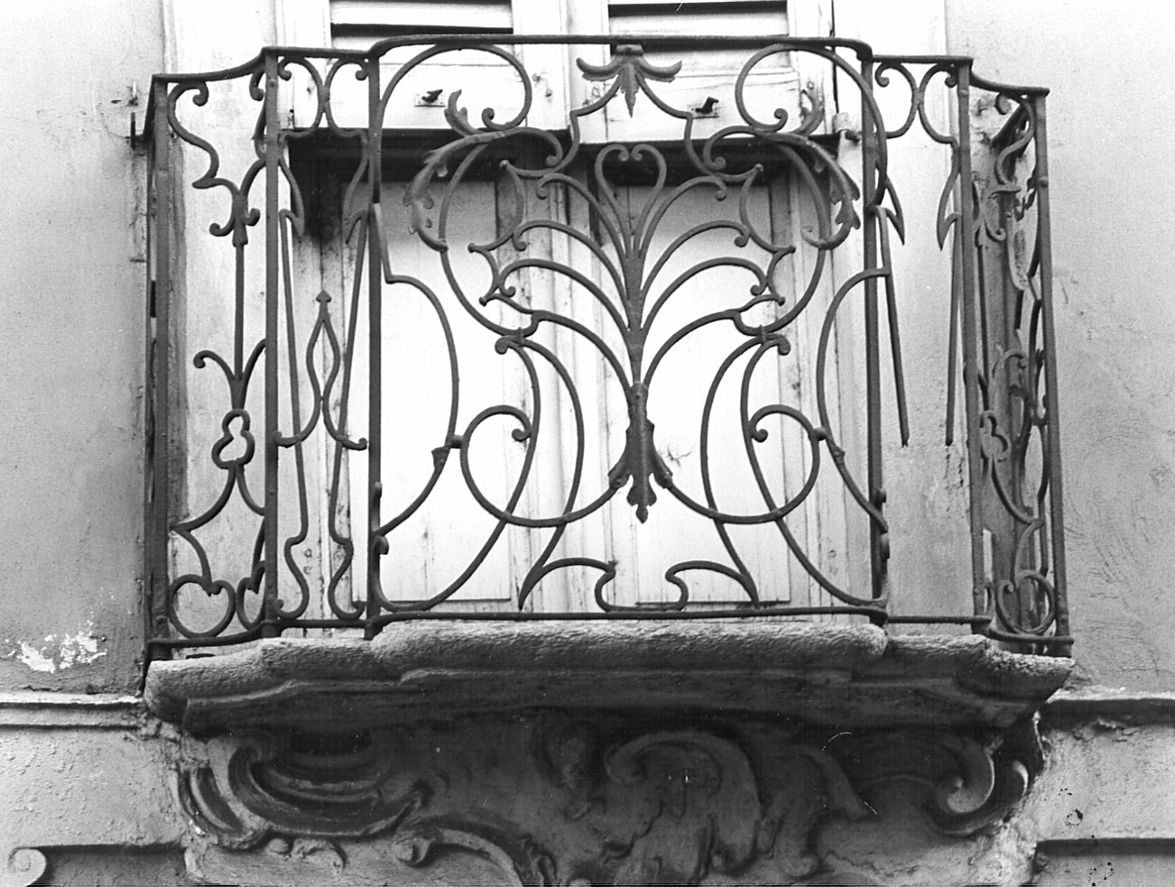 ringhiera di balcone, serie - bottega pavese (sec. XVIII)