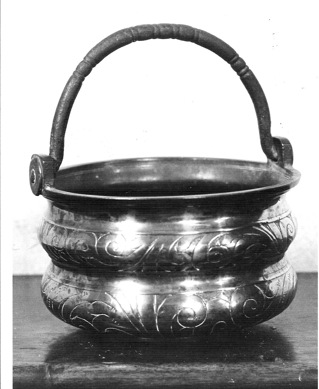 secchiello per l'acqua benedetta, opera isolata - bottega lombarda (sec. XVII)