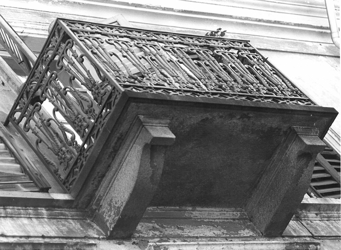 ringhiera di balcone - bottega pavese (sec. XIX)