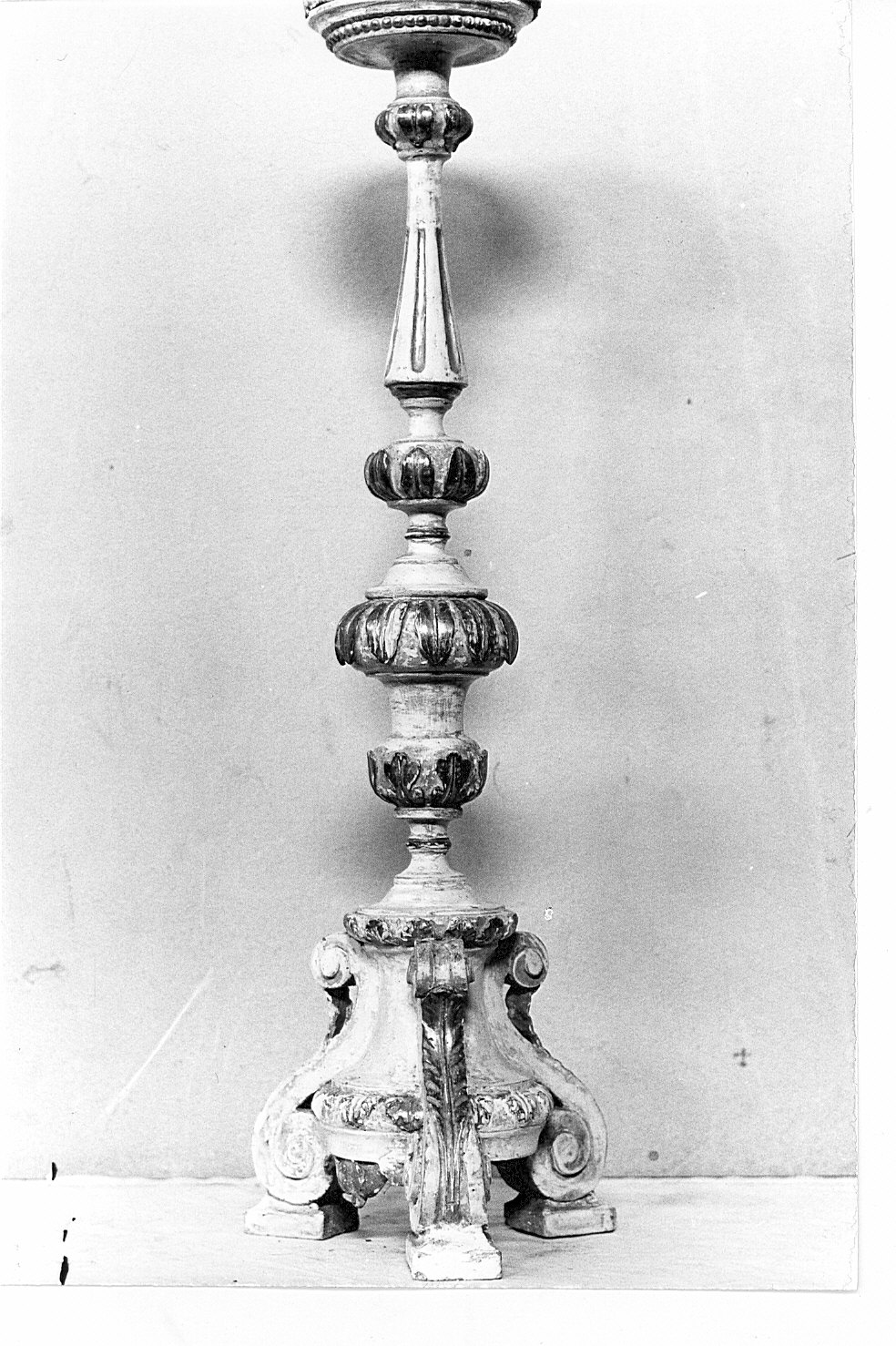 candeliere, serie - bottega lombarda (fine/inizio secc. XVIII/ XIX)