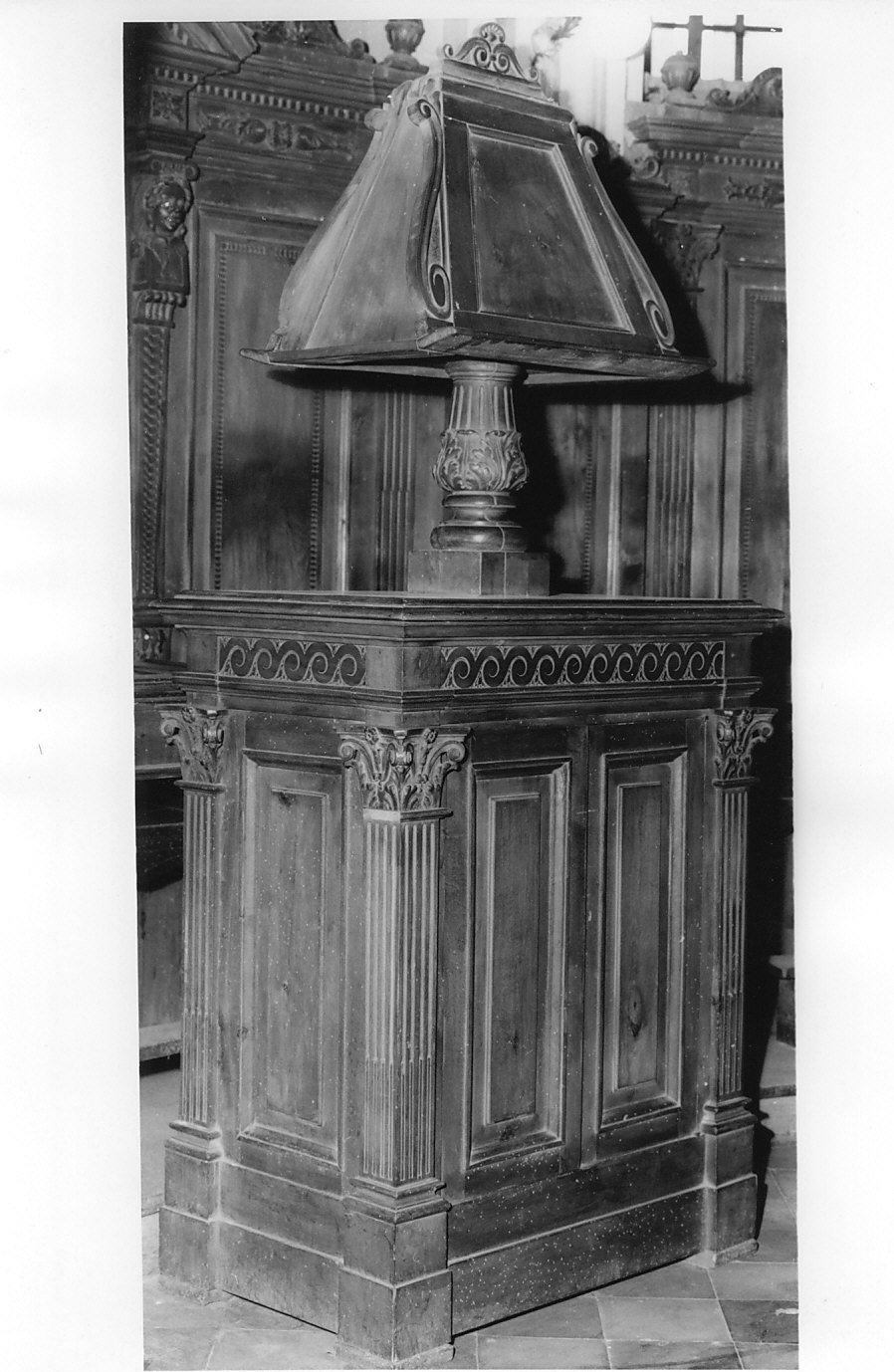 leggio a struttura fissa, opera isolata - bottega italiana (sec. XX)