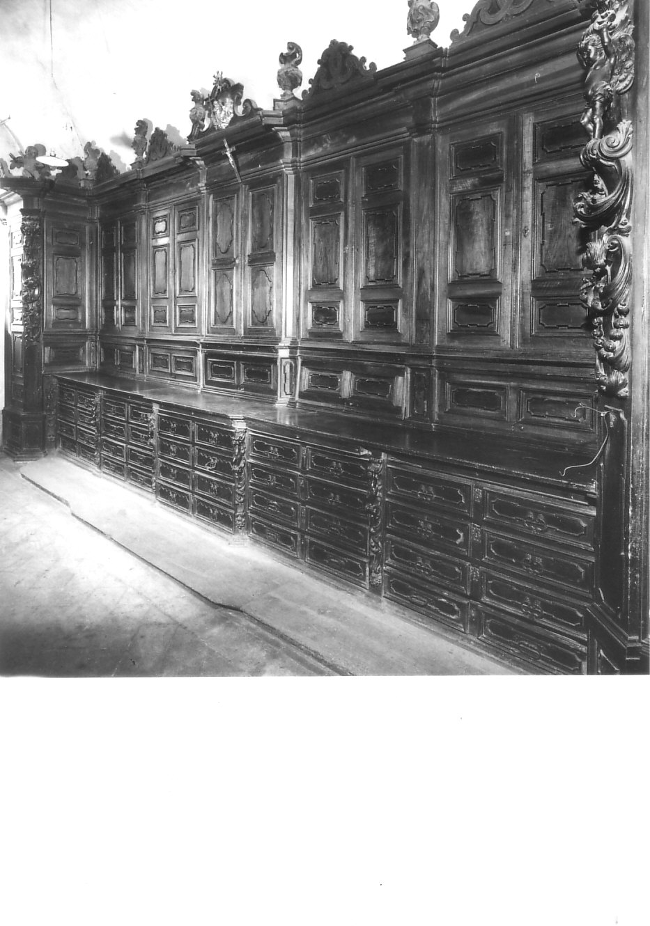 armadio da sacrestia, opera isolata - bottega pavese (sec. XVII)