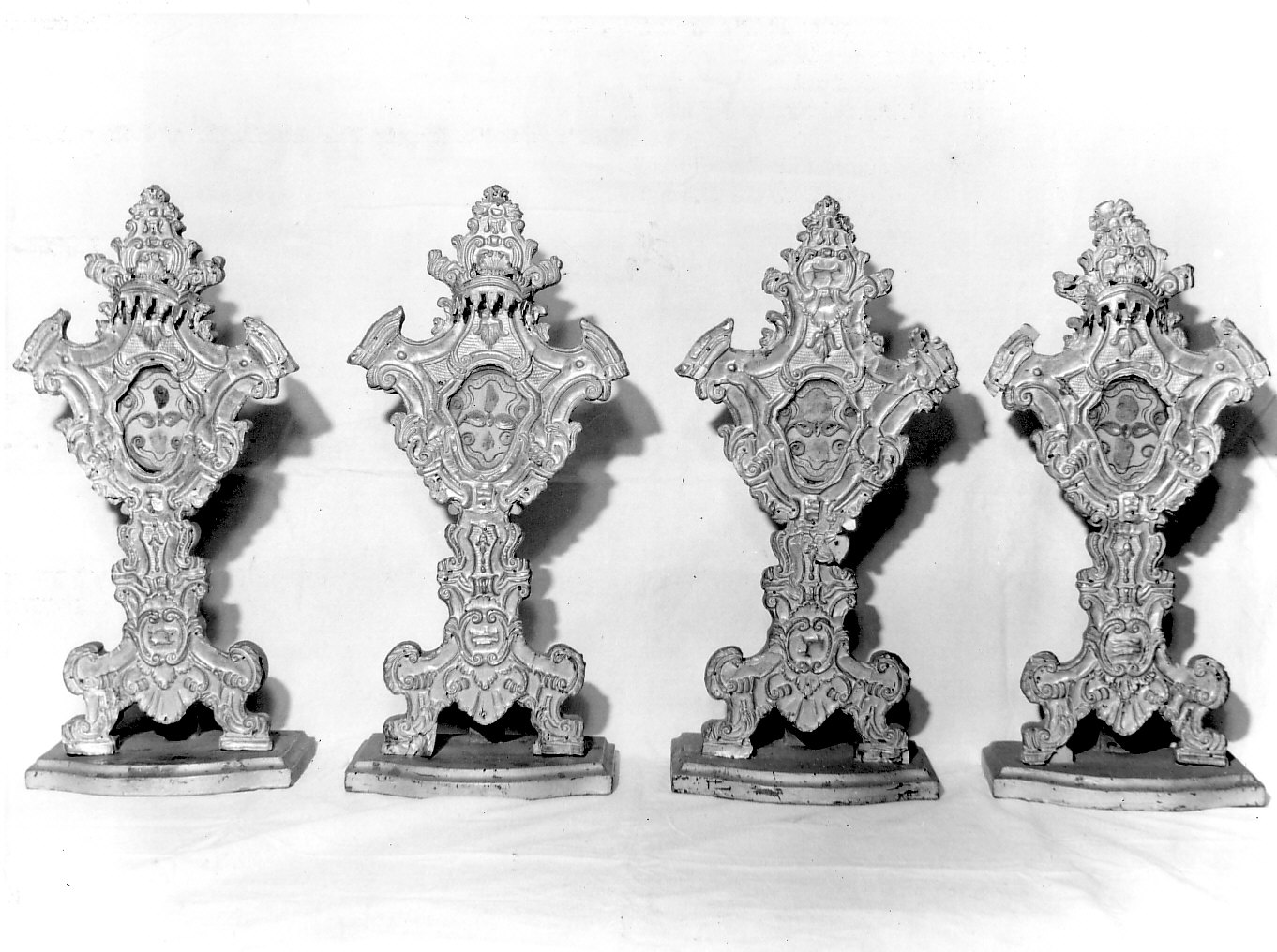 reliquiario - a ostensorio, serie - bottega lombarda (sec. XVIII)