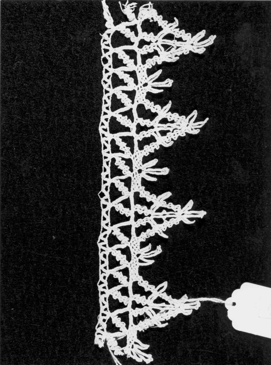 merletto, frammento - manifattura italiana (seconda metà sec. XIX)